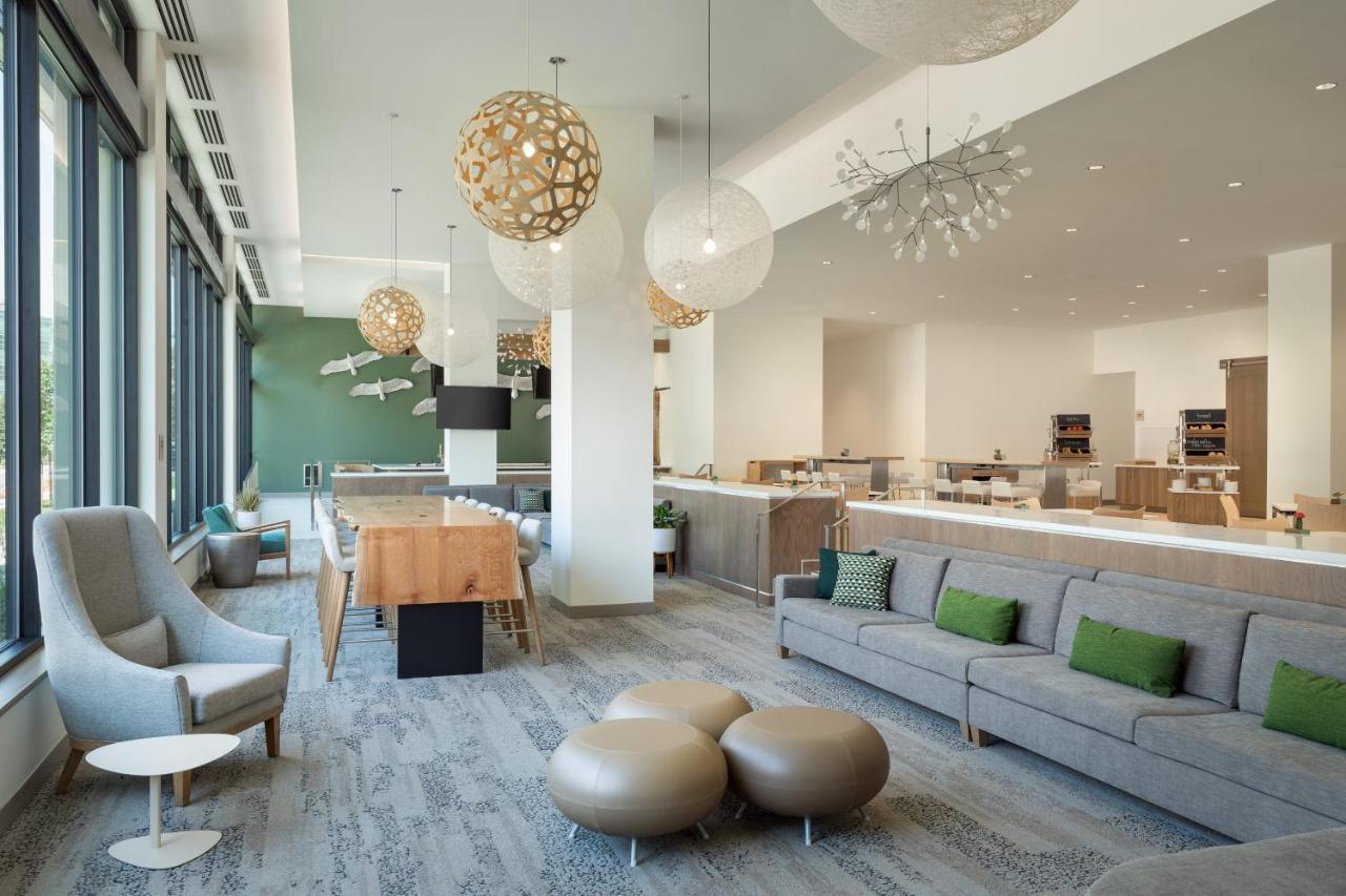 Element Denver Downtown East Екстериор снимка