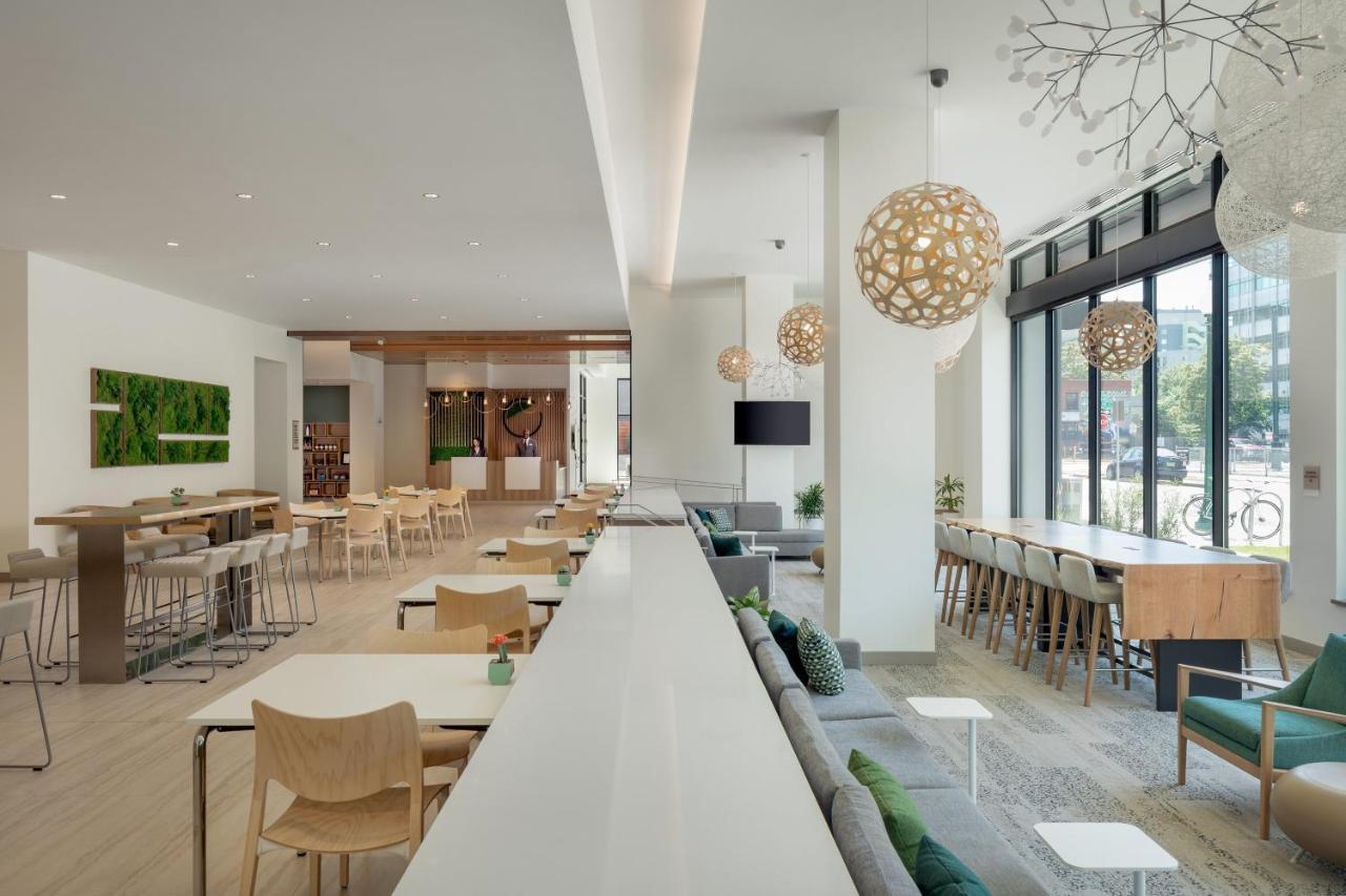 Element Denver Downtown East Екстериор снимка